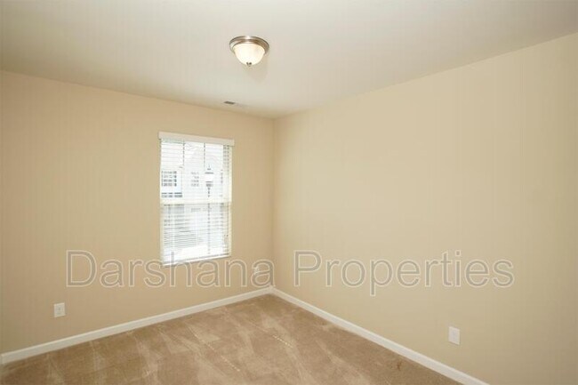 Foto del edificio - 14313 Foxcroft Rd