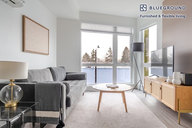 Building Photo - 17675 NE 69th Ct