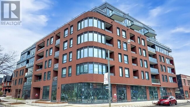 Building Photo - 5 Lakeview Ave