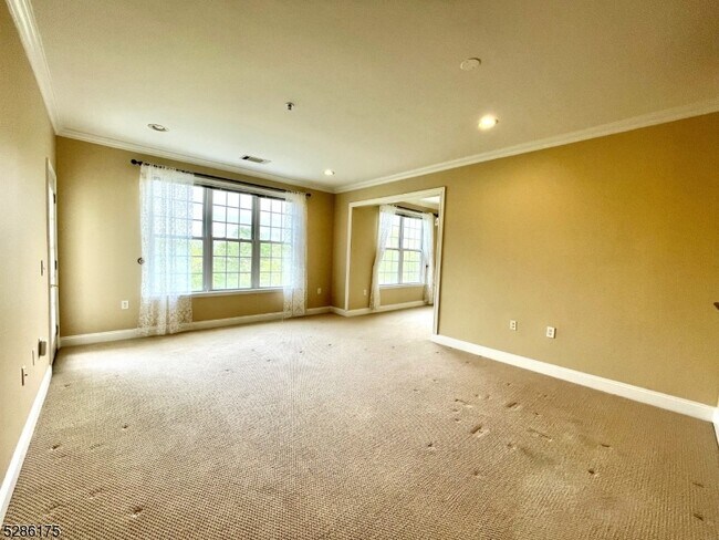 Building Photo - 2303 Ramapo Ct