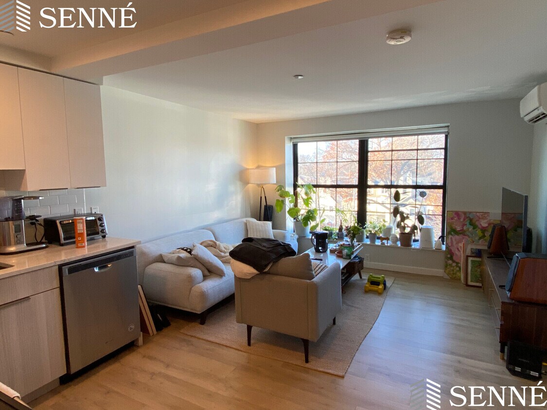 Primary Photo - 9 Soden St