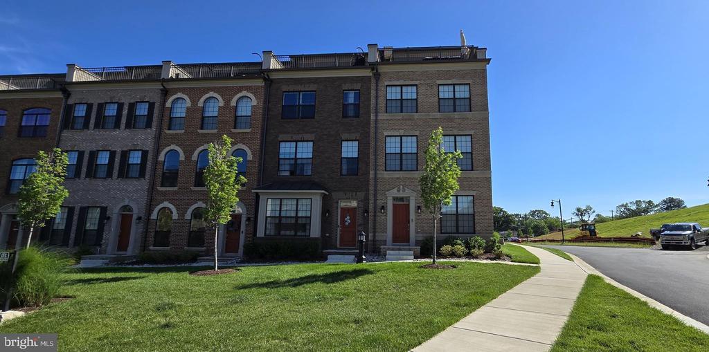 Foto principal - 627 Leigh Wy.