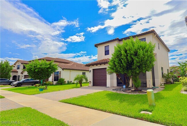 Building Photo - 5529 Aquila Ave