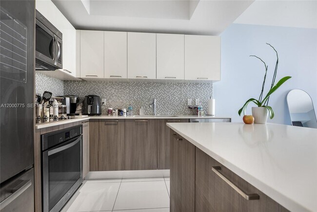 Foto del edificio - 5252 NW 85th Ave