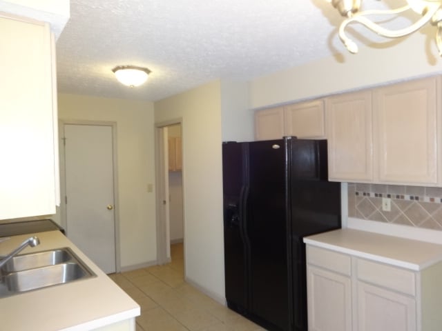 Building Photo - 2097 Earlsway Drive