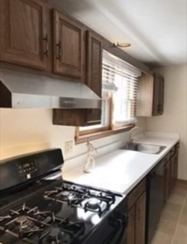 Building Photo - 246B Allston St