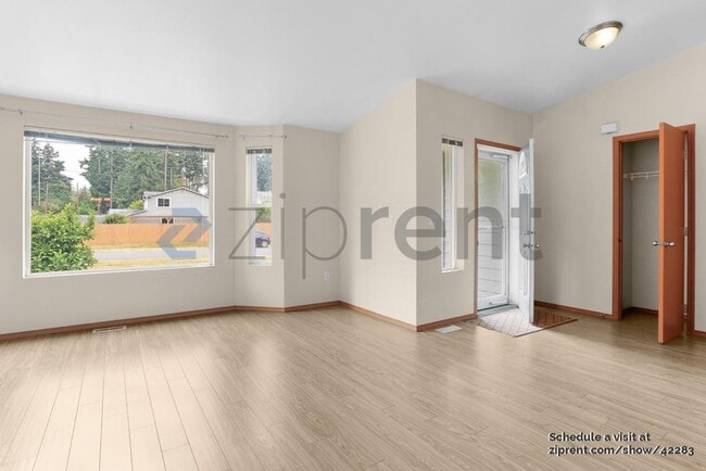Building Photo - 35852 13th Ave SW