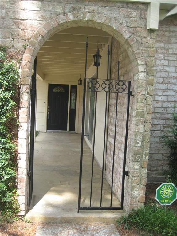 Foto del edificio - 1511 Oak Stream Dr