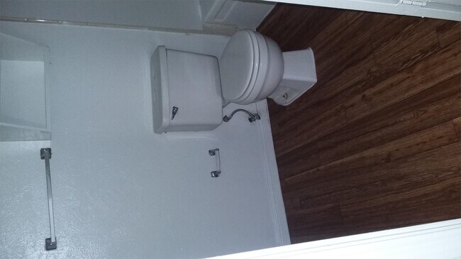 Foto del edificio - 326 Lake Meadows Dr