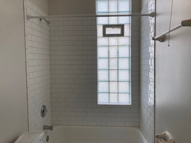 Foto del edificio - 1736 N Arlington Pl