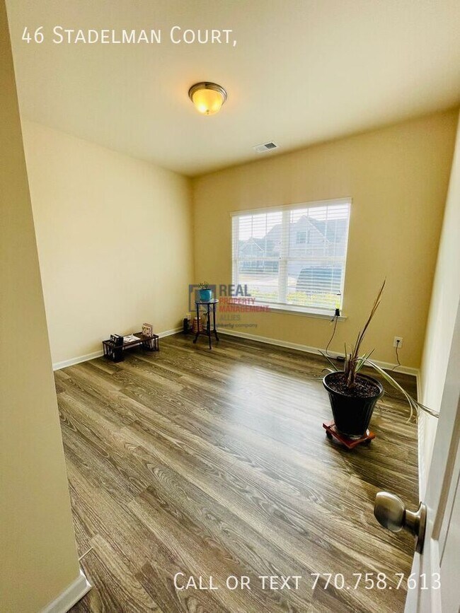 Building Photo - 46 Stadelman Ct