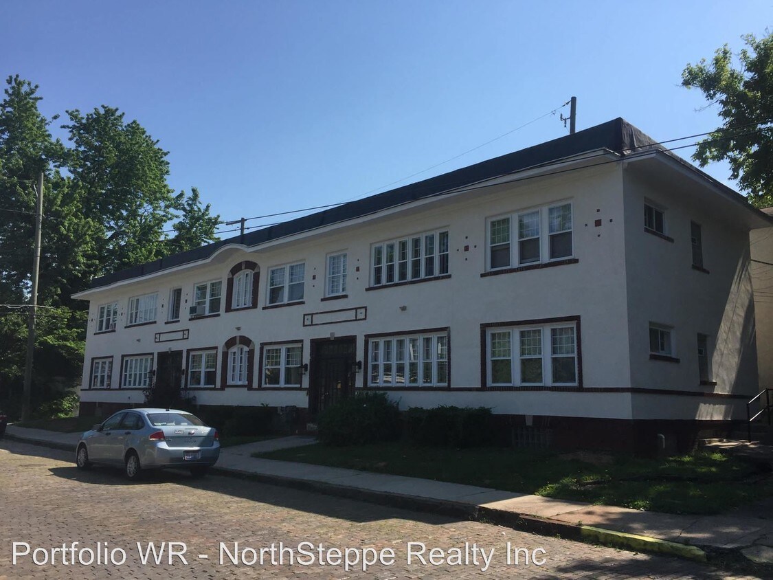 21962200 Waldeck Ave, Columbus, OH 43201 Apartment for Rent in