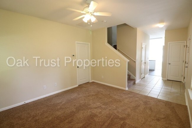 Foto del edificio - Grand Oaks Preserve