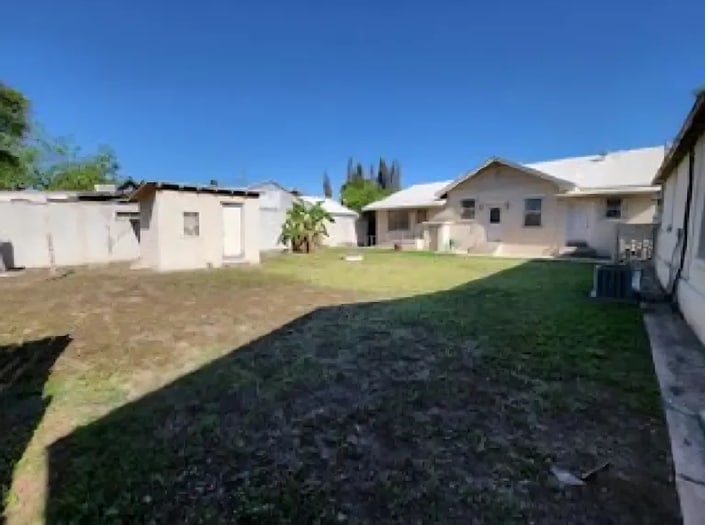 Building Photo - 1113 Cortez St