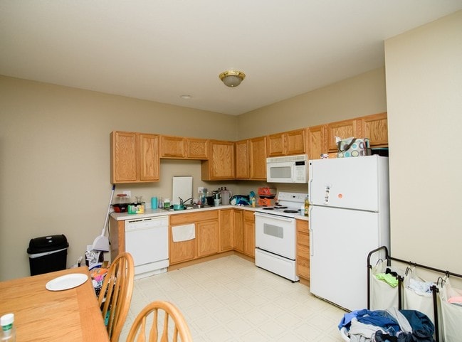 Building Photo - 128 Amador Ave