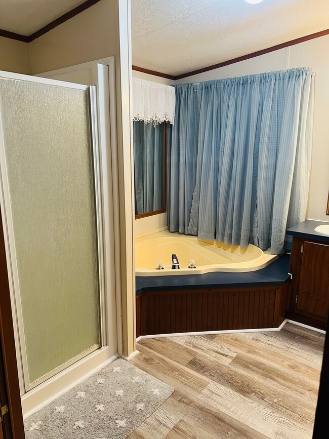 Foto del edificio - 3555 Willis Wharf Rd