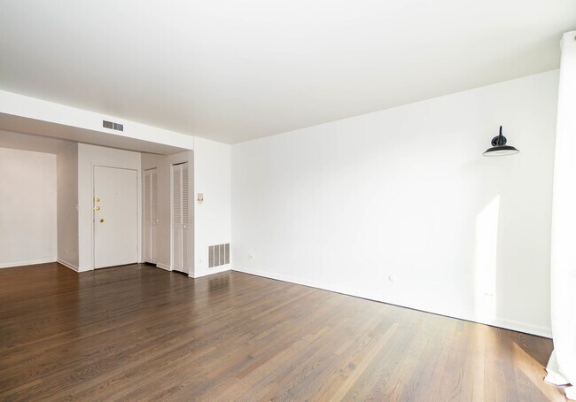 Foto del edificio - 2201 N Cleveland Ave