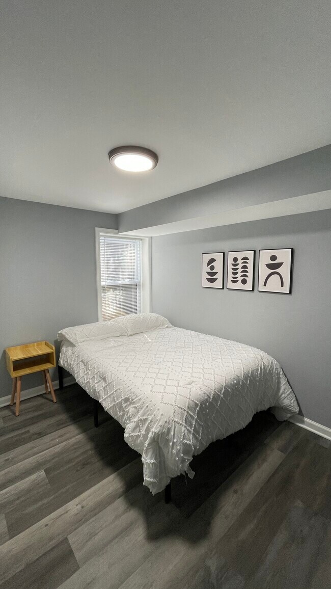 Foto del edificio - 76 Allison St NE