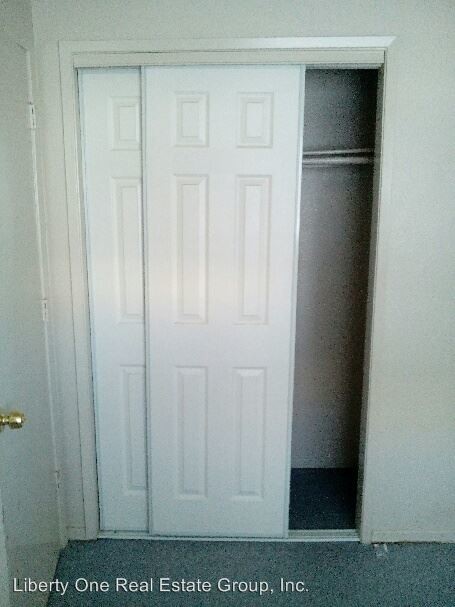 Building Photo - 3 br, 1 bath House - 605 N 5th Apt D