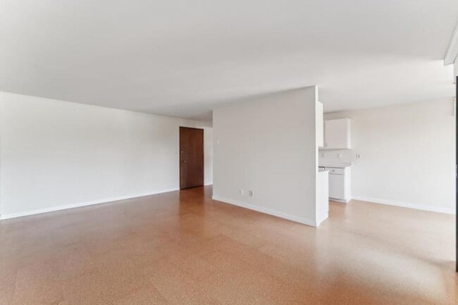 Building Photo - 1 bedroom in Seattle WA 98115