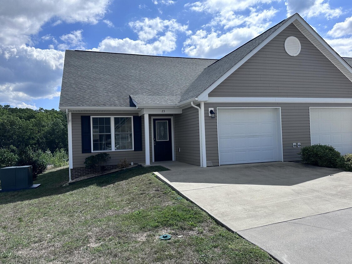 23 Paige Dr, Staunton, VA 24401 Townhome Rentals in Staunton VA