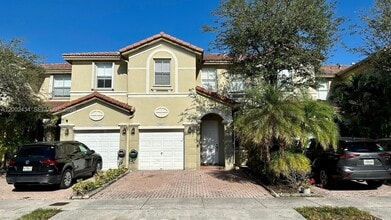 Building Photo - 10911 NW 79th St