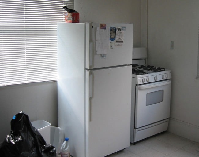  - 539 33rd St