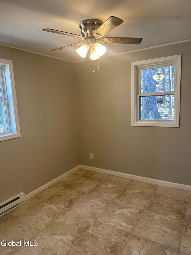 Building Photo - 49 Lowerre Ln