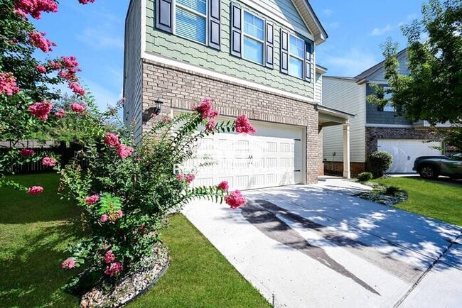 Building Photo - Beautiful 4/3 McDonough Home!