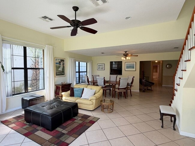 Photo - 2570 Shadybranch Drive House