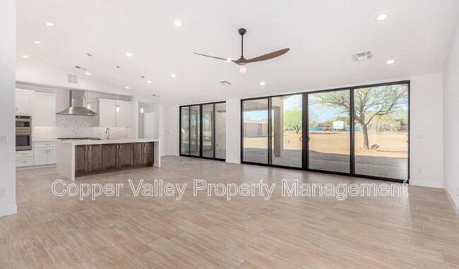 Foto del edificio - 35852 N 10th St