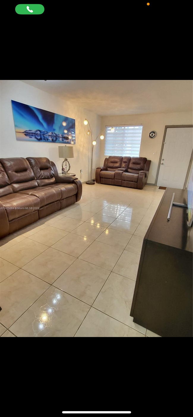 Foto del edificio - 7175 NW 173rd Dr