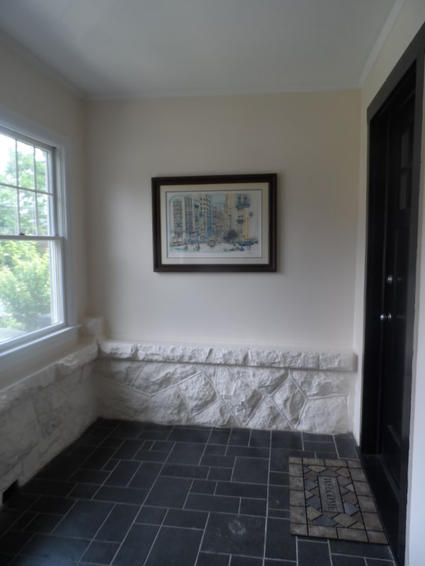 Building Photo - 8 Bayview Ave