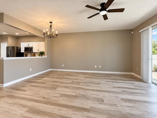 Building Photo - 5032 Pond Ridge Dr