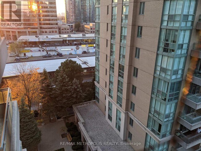 Building Photo - 3 Pemberton Ave