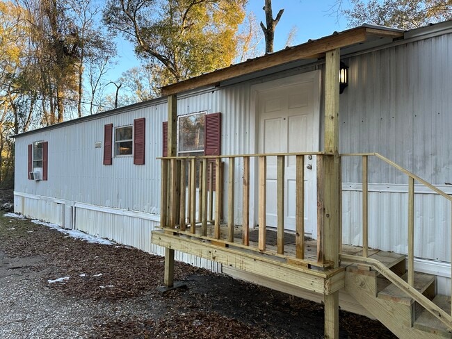 Building Photo - 13444 Old Baton Rouge Hwy
