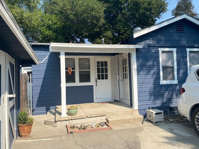 Foto del edificio - 152 N Bonnie Ave