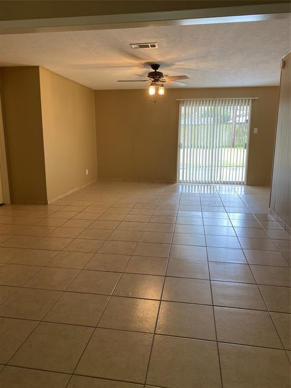 Building Photo - 446 Fintona Way
