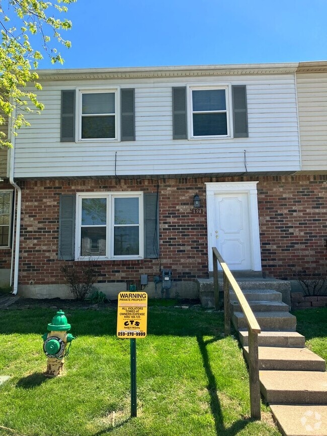 Building Photo - 194 Hedgewood Ct