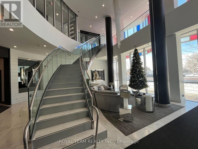 Photo du bâtiment - 9471 Yonge St