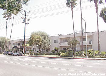 Foto principal - 17834 Burbank Blvd