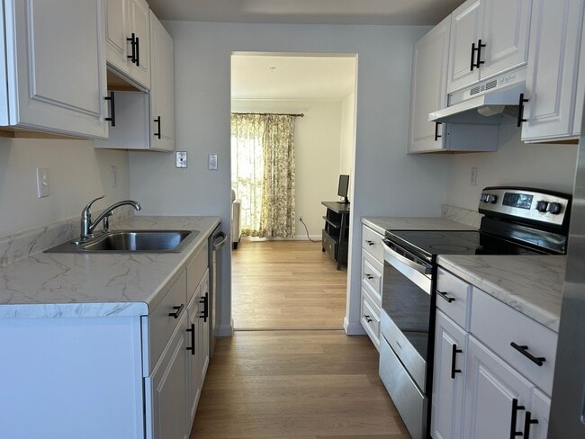 Building Photo - 216 Whitherspoon Ln