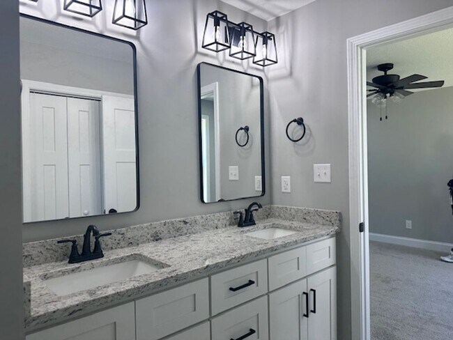 Foto del edificio - Maryville 37804 - 3 bedroom, 2 bath home -...