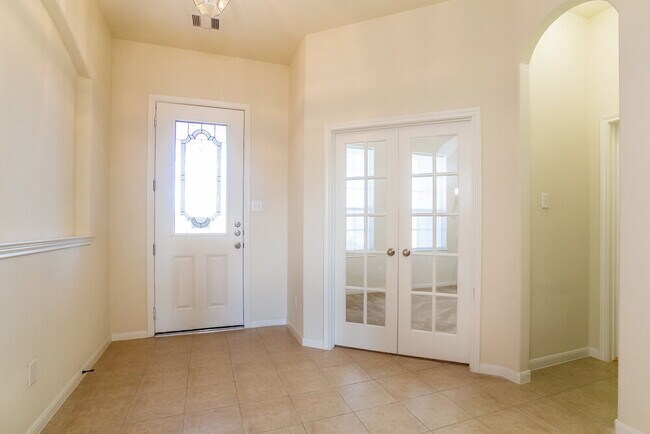 Foto del edificio - 3014 Rose Trace Dr