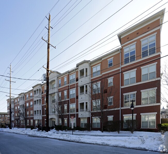 Rutherford Station Rentals East Rutherford, NJ