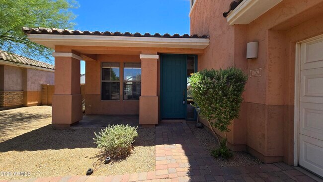 Foto del edificio - 13609 W Cypress St
