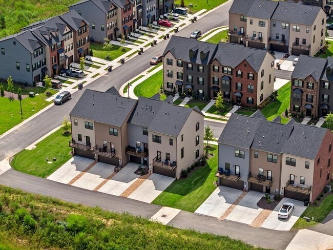 Building Photo - 14018 Millpointe Rd