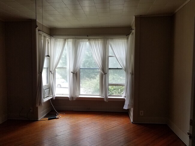 Foto del edificio - 629 N Gilbert St