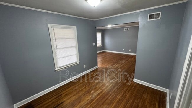 Building Photo - 1237 Dearing Rd
