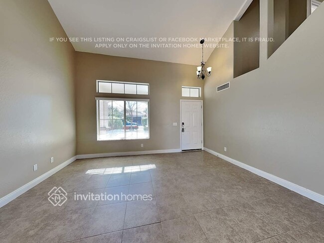 Building Photo - 2576 W Prospector Way